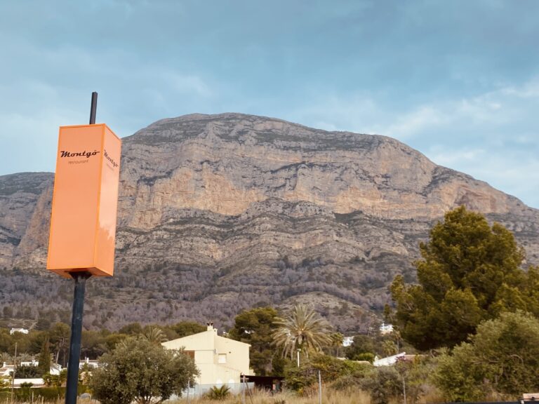 Der Berg Montgó mit Naturschutzgebiet