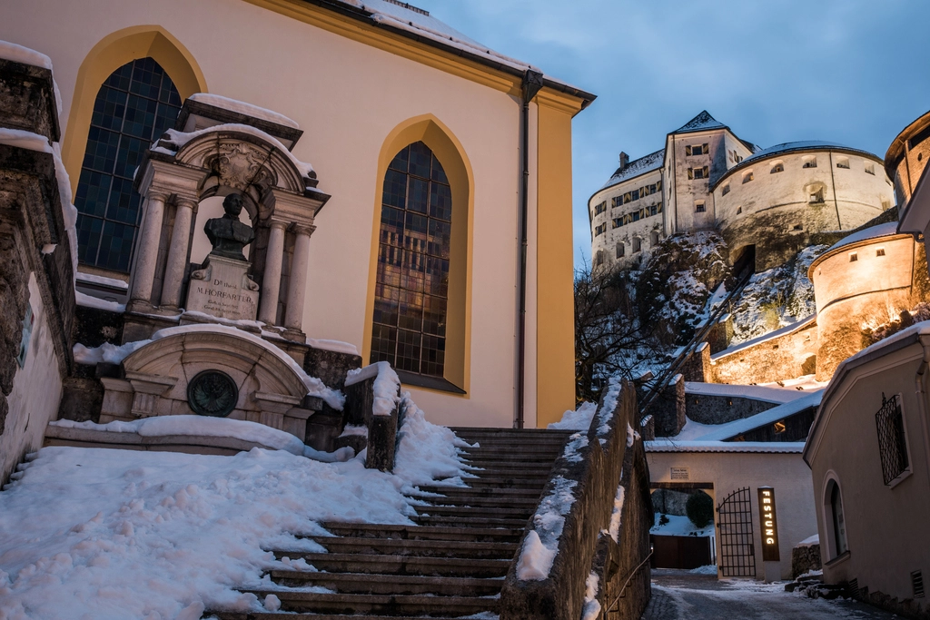 Aufstieg zur Festung Kufstein über die Treppe